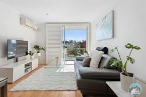 Relaxing Sunny North-Facing 2-Bed Apt in Vaucluse, Sydney